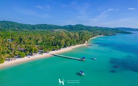 สีฟ้ารีสอร์ท